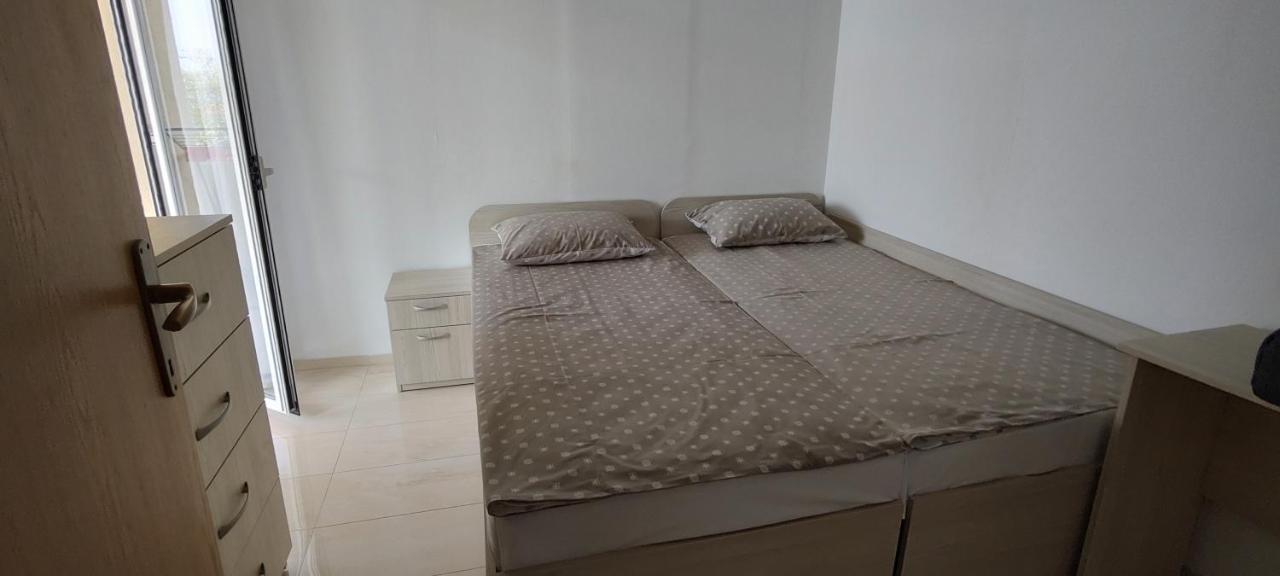 Apartmani Matela Petrcane Εξωτερικό φωτογραφία